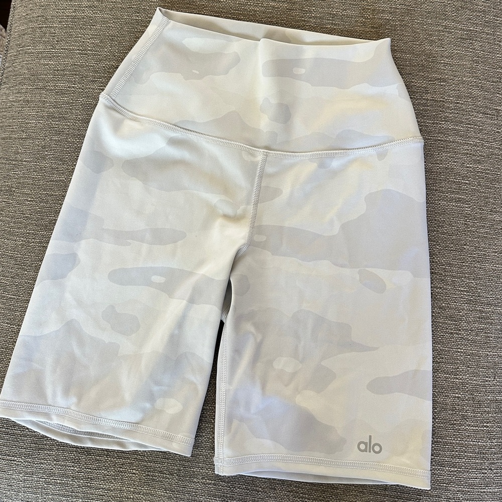 Alo White Camo Biker Shorts